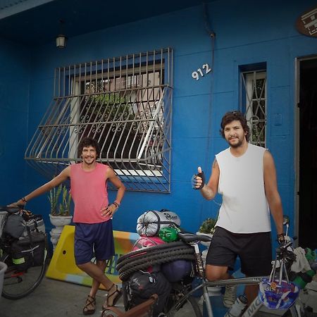 Casa Azul Hostel Порту Алегри Екстериор снимка