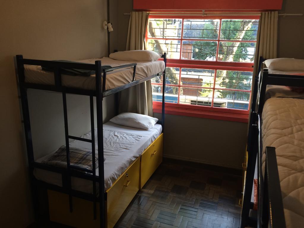Casa Azul Hostel Порту Алегри Стая снимка