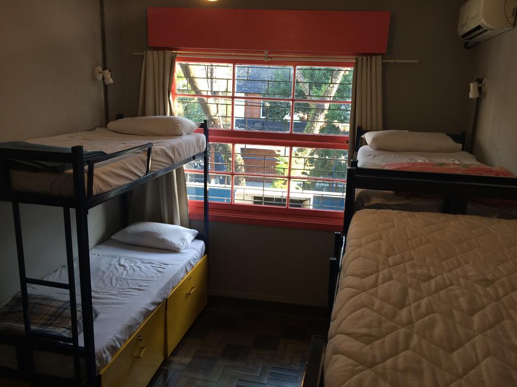 Casa Azul Hostel Порту Алегри Стая снимка
